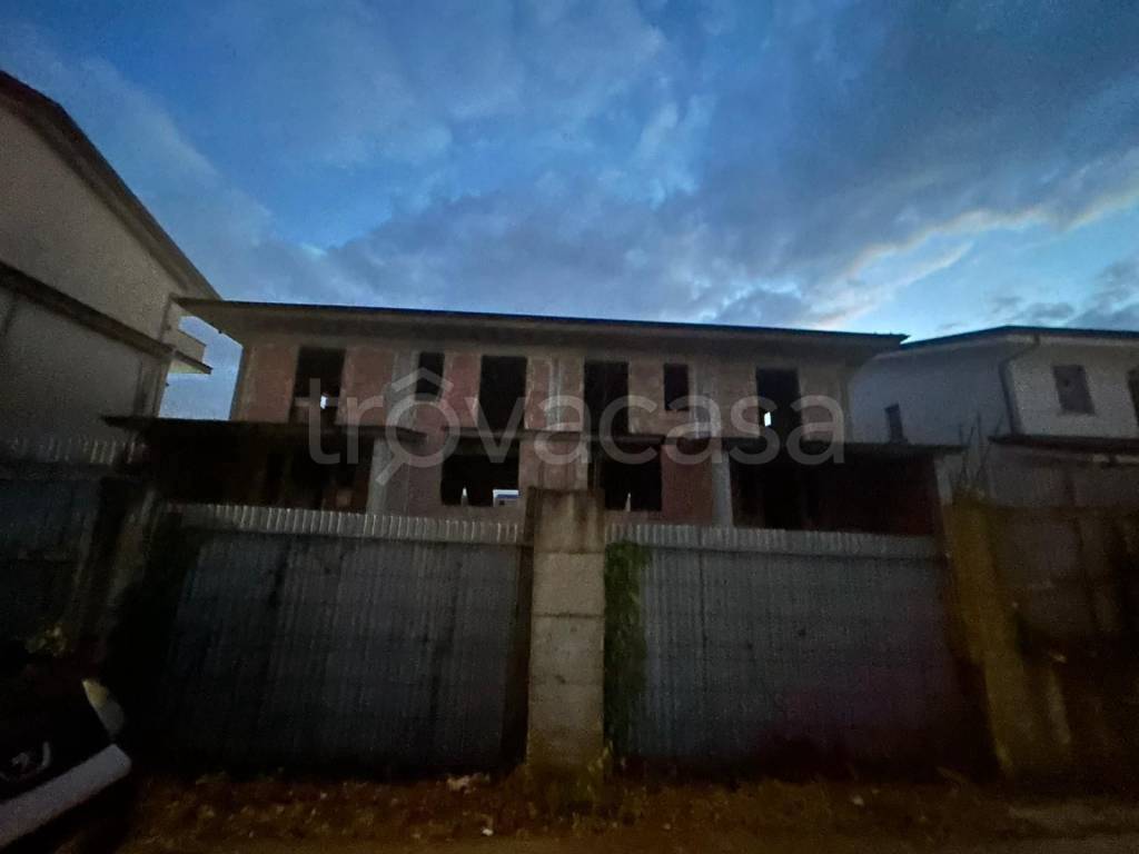 casa indipendente in vendita a Villa Literno