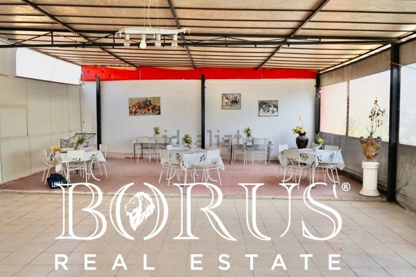 locale commerciale in vendita a Villa Literno