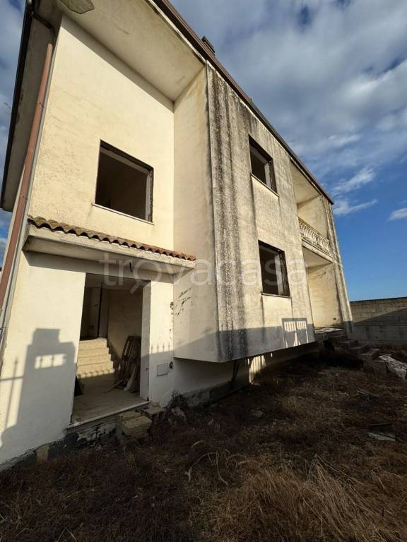 casa indipendente in vendita a Villa Literno