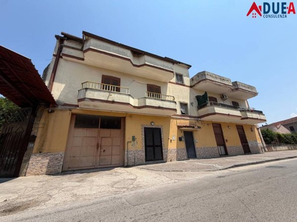 casa indipendente in vendita a Villa Literno