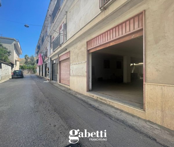 casa indipendente in vendita a Vitulazio