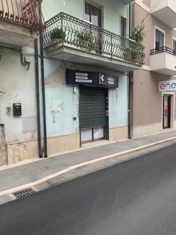 negozio in vendita a Vitulazio