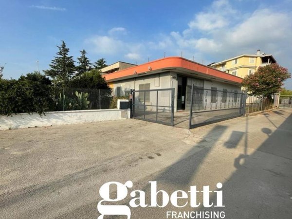 ufficio in vendita a Vitulazio