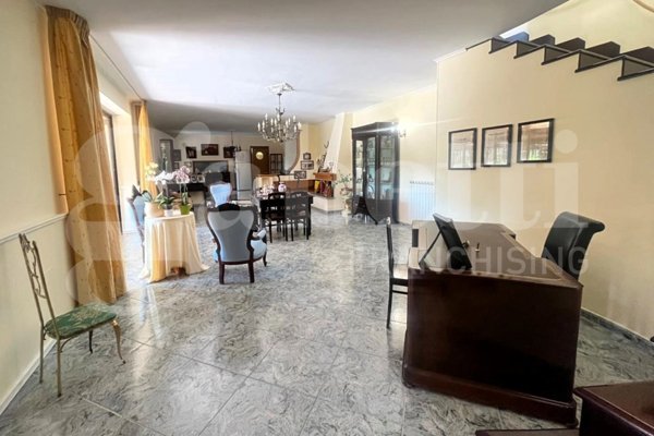 casa indipendente in vendita a Vitulazio