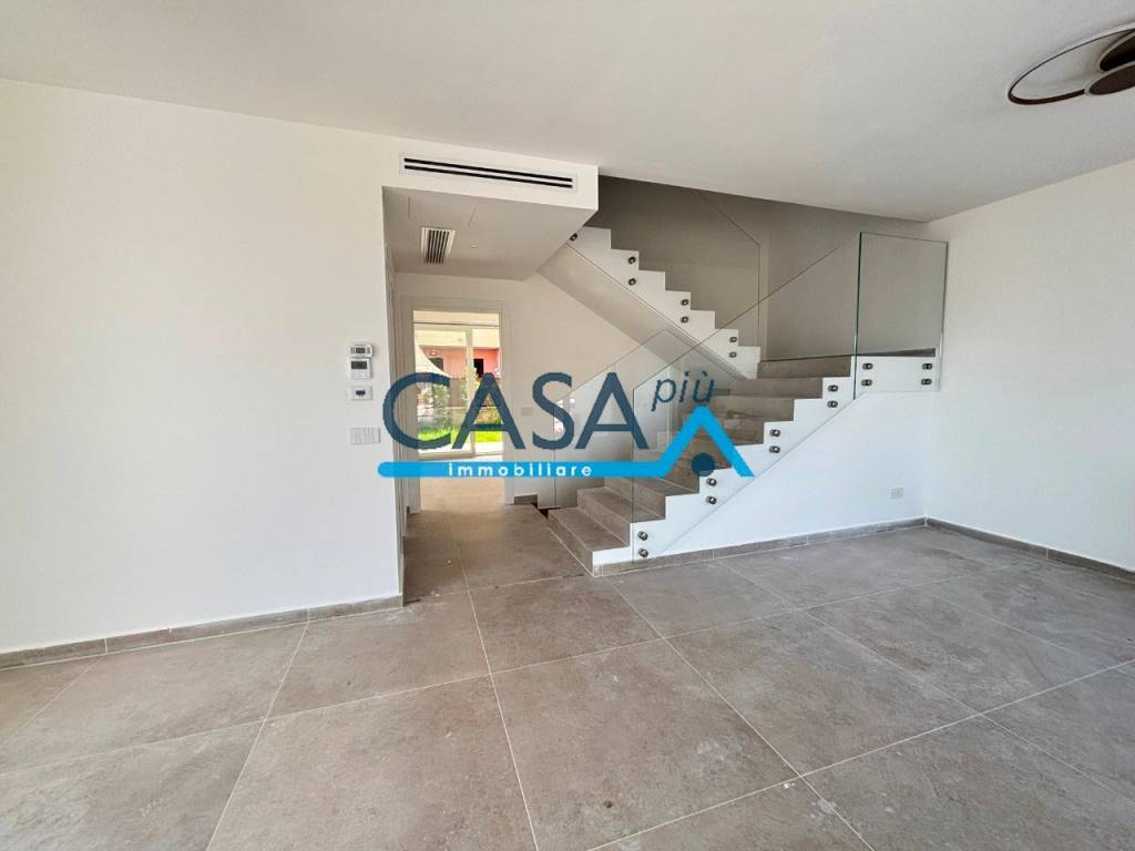 casa indipendente in vendita a Vitulazio