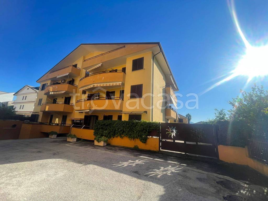 appartamento in vendita a Vitulazio