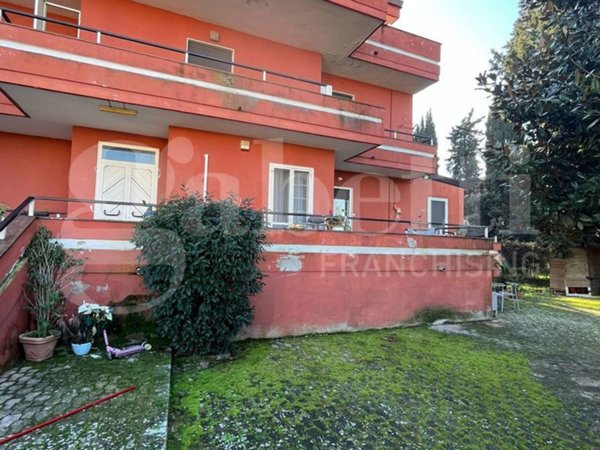 quadrivano in vendita a Vitulazio