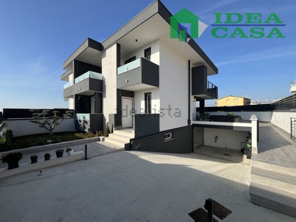 casa indipendente in vendita a Vitulazio