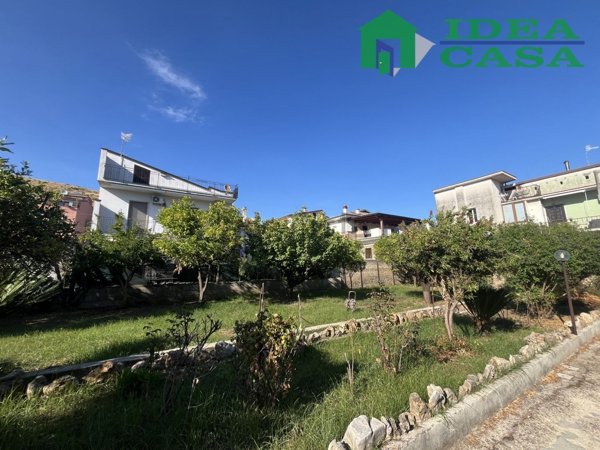 casa indipendente in vendita a Vitulazio