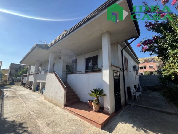 casa indipendente in vendita a Vitulazio