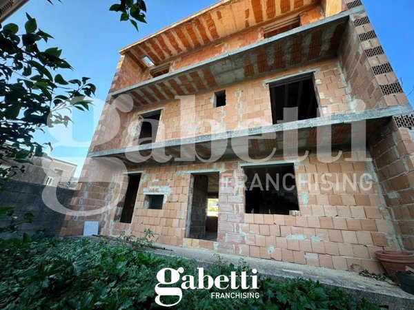 casa indipendente in vendita a Vitulazio