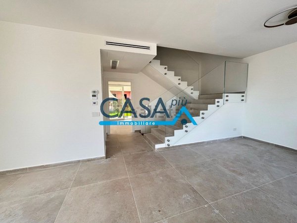 casa indipendente in vendita a Vitulazio