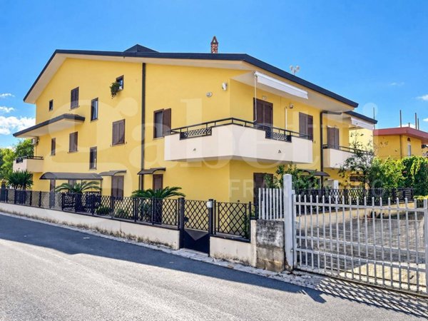 appartamento in vendita a Vitulazio