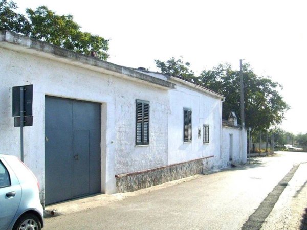 casa indipendente in vendita a Falciano del Massico