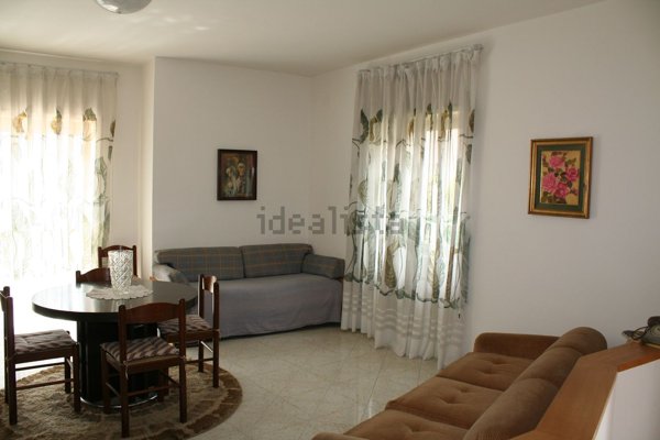 casa indipendente in vendita a Falciano del Massico