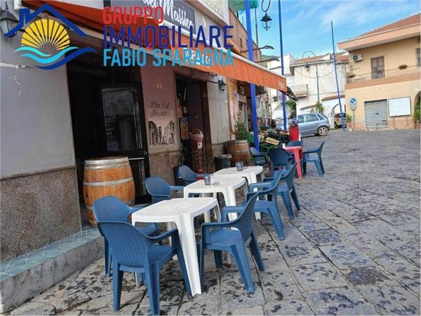 negozio in vendita a Falciano del Massico