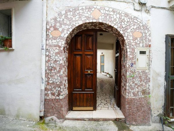 casa indipendente in vendita a Falciano del Massico