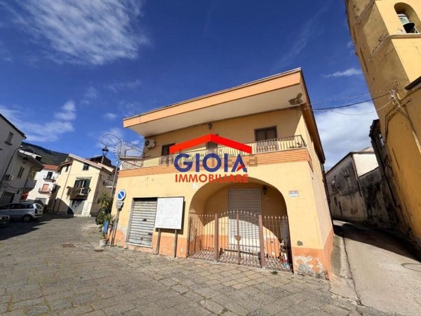 appartamento in vendita a Falciano del Massico