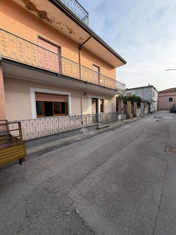 appartamento in vendita a Falciano del Massico