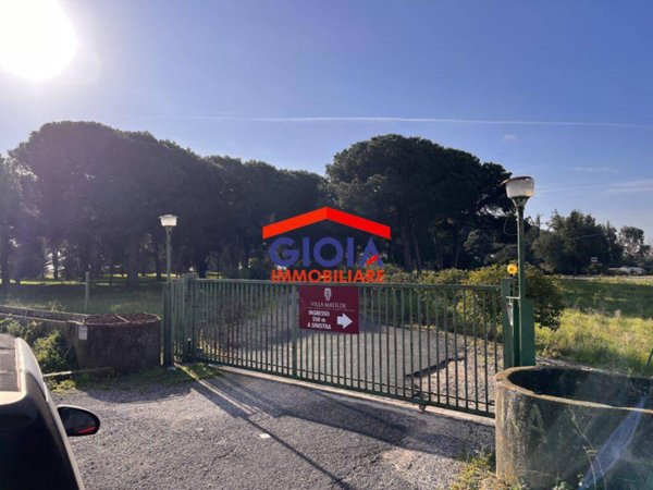 casa indipendente in vendita a Cellole