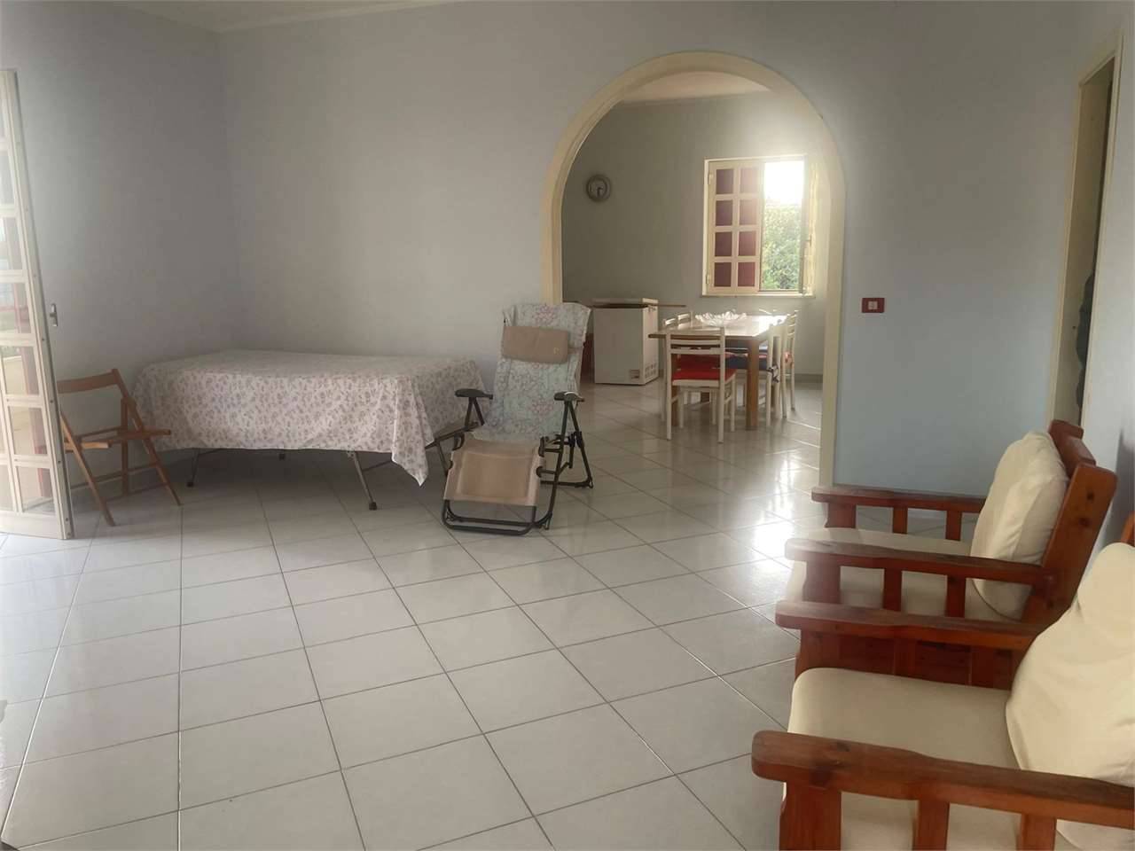 casa indipendente in vendita a Cellole in zona Baia Felice