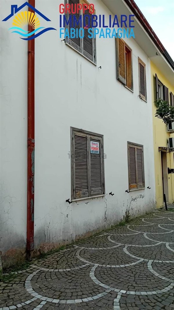 casa indipendente in vendita a Cellole