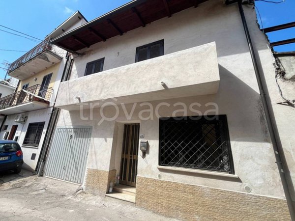 casa indipendente in vendita a Cellole
