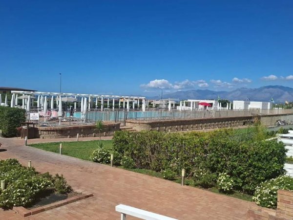 appartamento in vendita a Cellole in zona Baia Felice