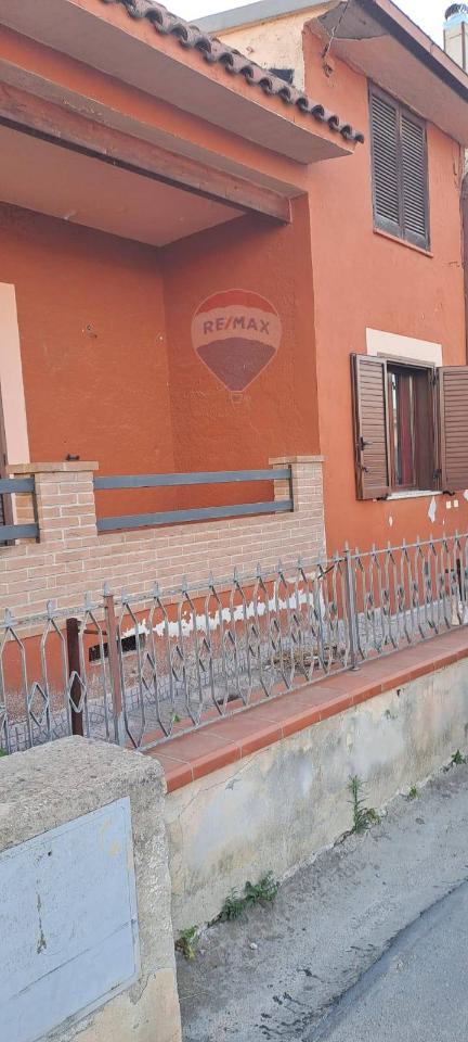 casa indipendente in vendita a Cellole