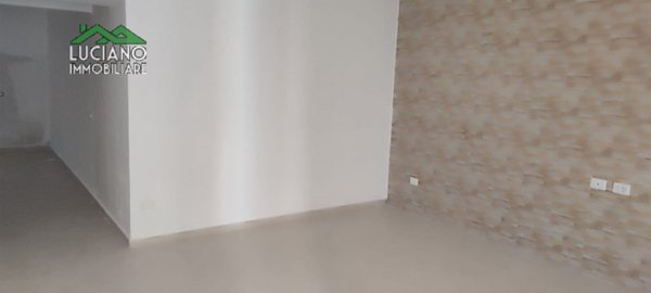 casa indipendente in vendita a Cellole