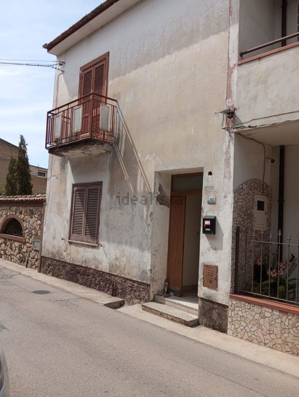 casa indipendente in vendita a Cellole