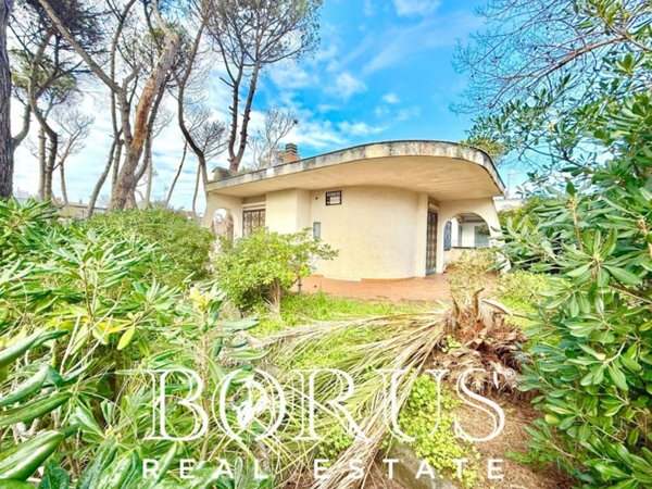 casa indipendente in vendita a Cellole