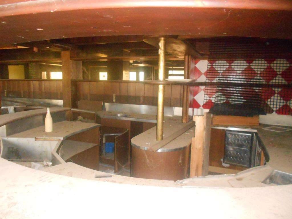 negozio in vendita a Cellole