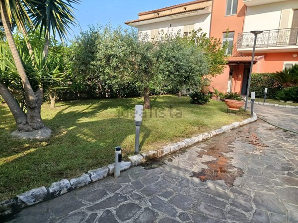 appartamento in vendita a Cellole