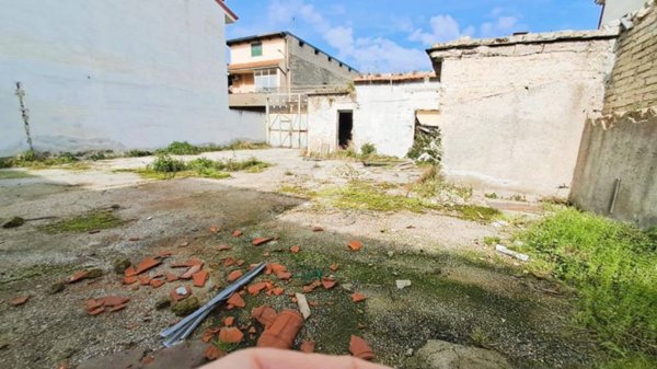 casa indipendente in vendita a Casapesenna