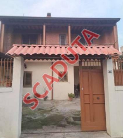 pentavano in vendita a Casapesenna