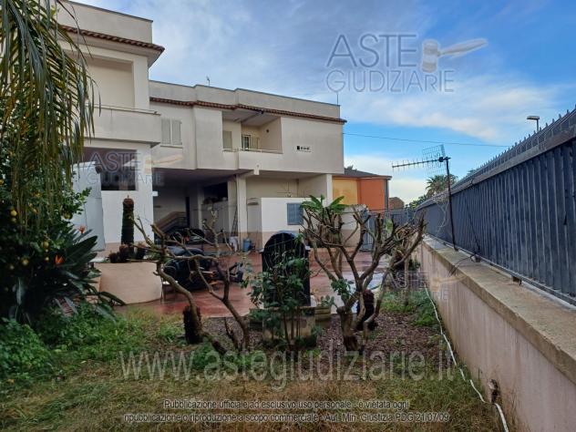 casa indipendente in vendita a Casapesenna