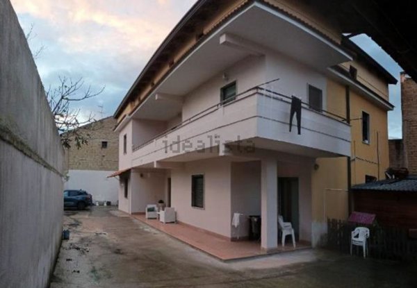 appartamento in vendita a Casapesenna