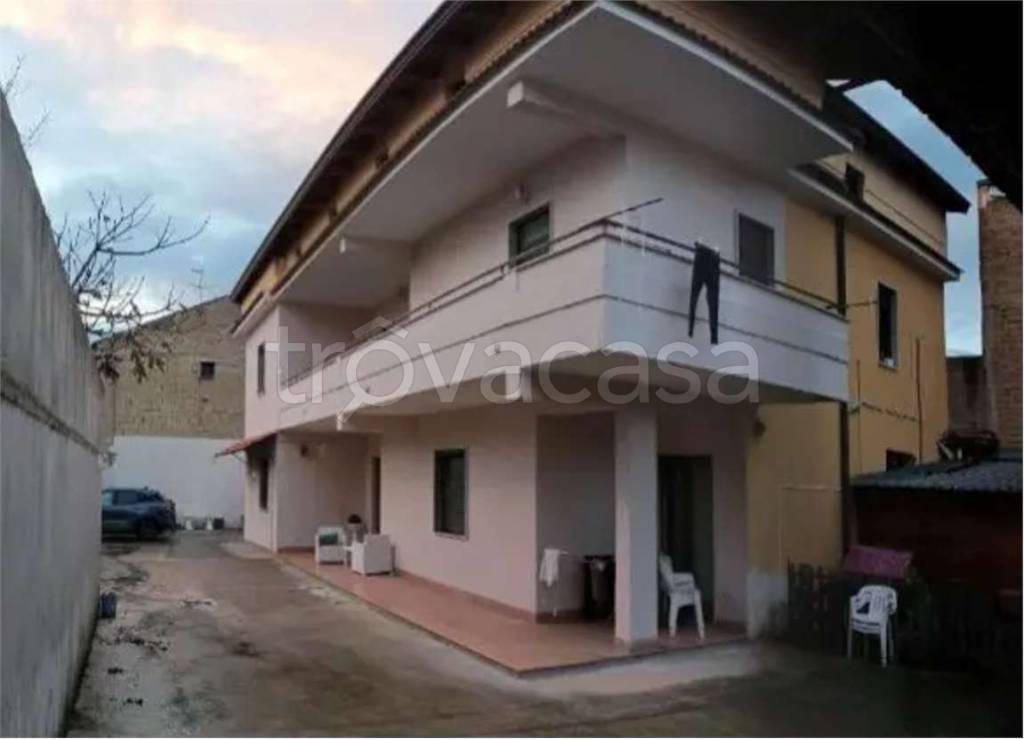 appartamento in vendita a Casapesenna