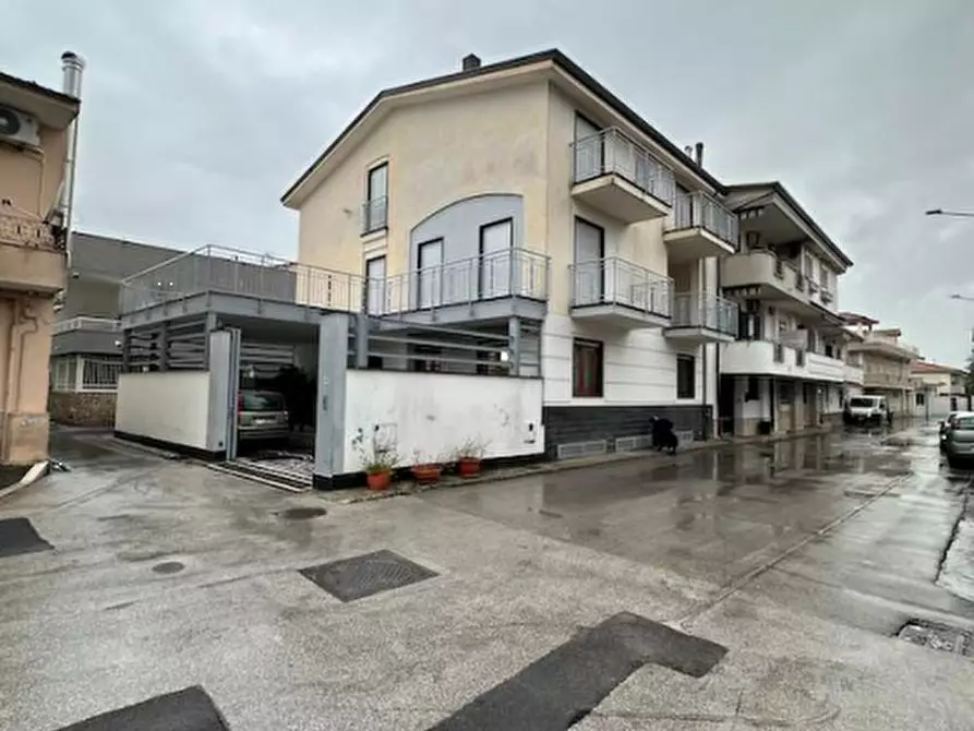appartamento in vendita a Casapesenna