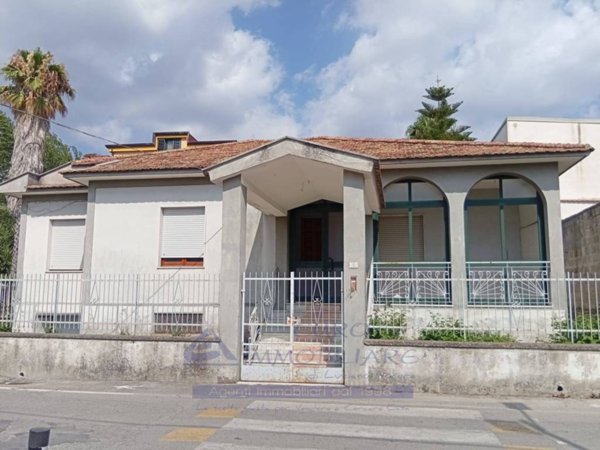 casa indipendente in vendita a San Marco Evangelista