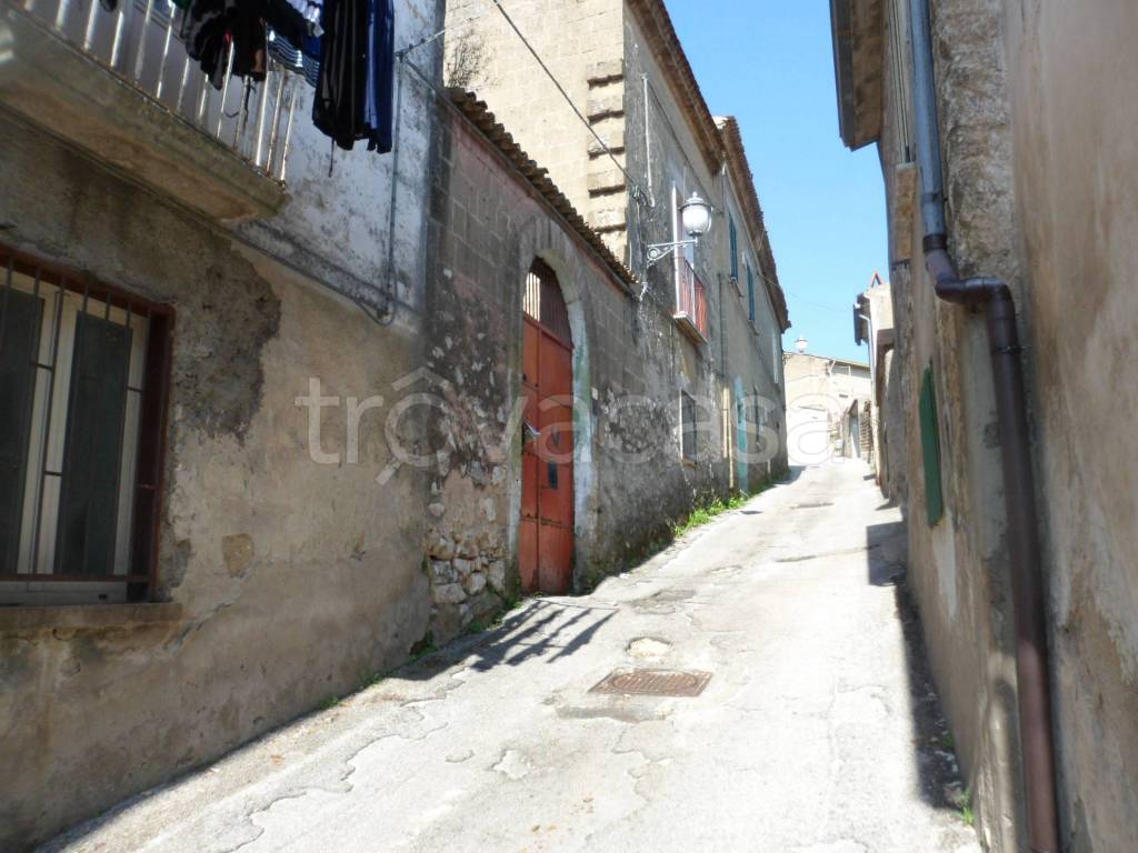 appartamento in vendita ad Airola