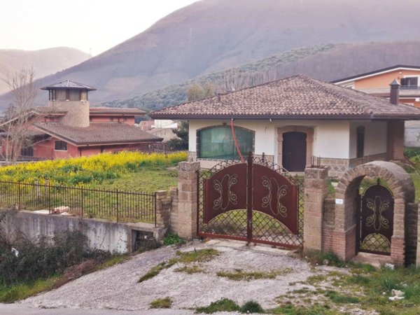 casa indipendente in vendita ad Airola