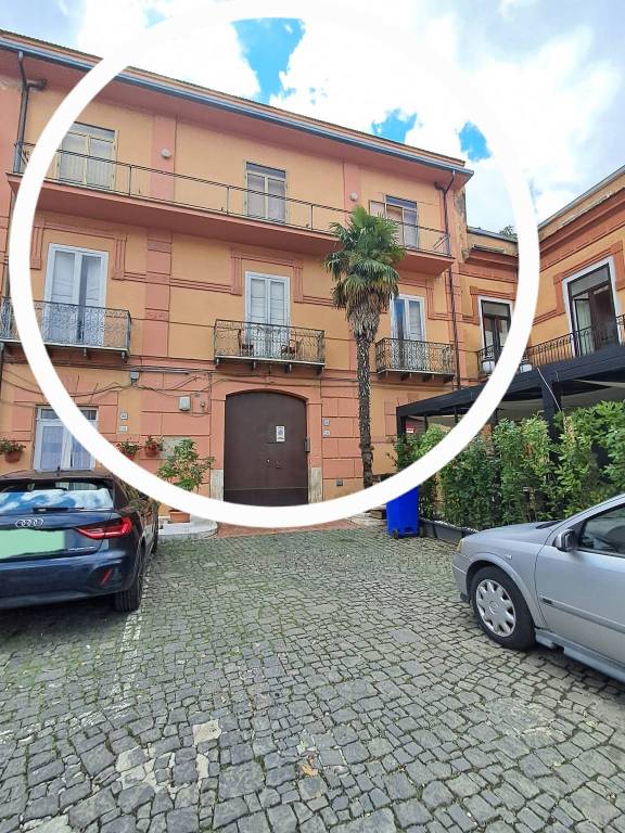 locale commerciale in vendita ad Airola