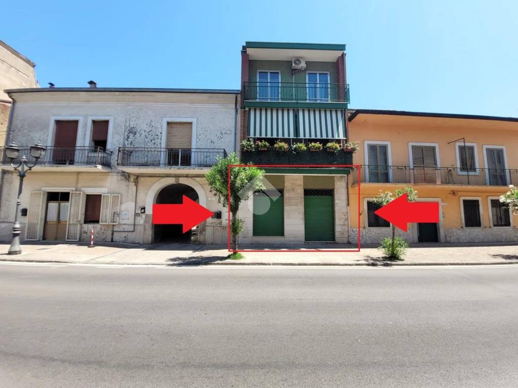 locale commerciale in vendita ad Airola