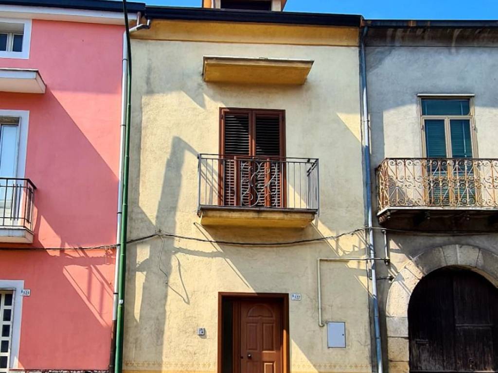 casa indipendente in vendita ad Airola