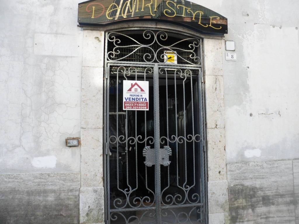 negozio in vendita ad Airola