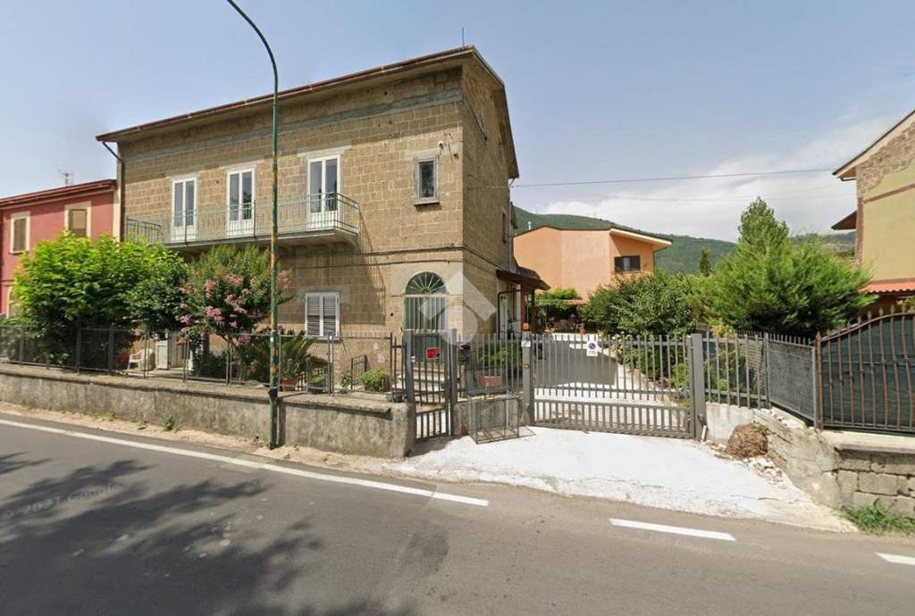 casa indipendente in vendita ad Airola