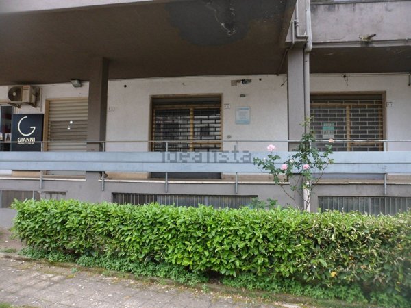 locale commerciale in vendita ad Airola