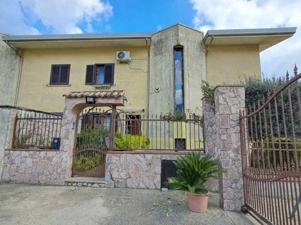 casa indipendente in vendita ad Airola